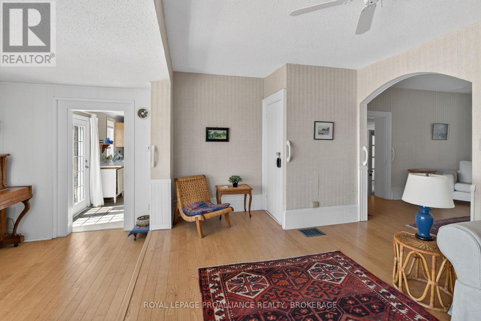 1 POND STREET - 22