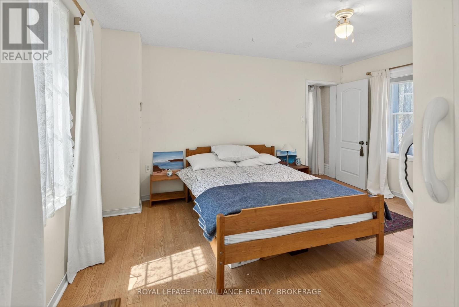 1 POND STREET - 26