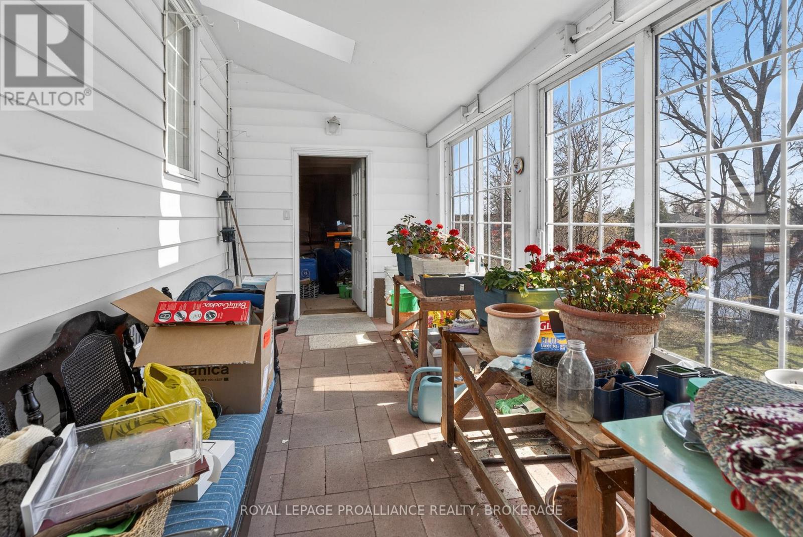 1 POND STREET - 36