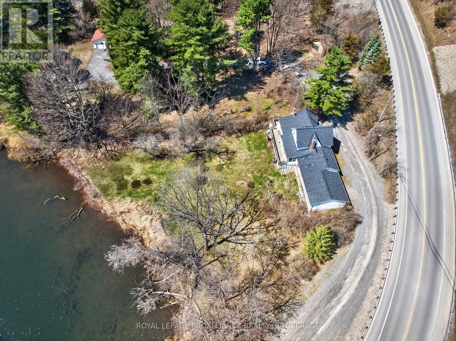 1 POND STREET - 42