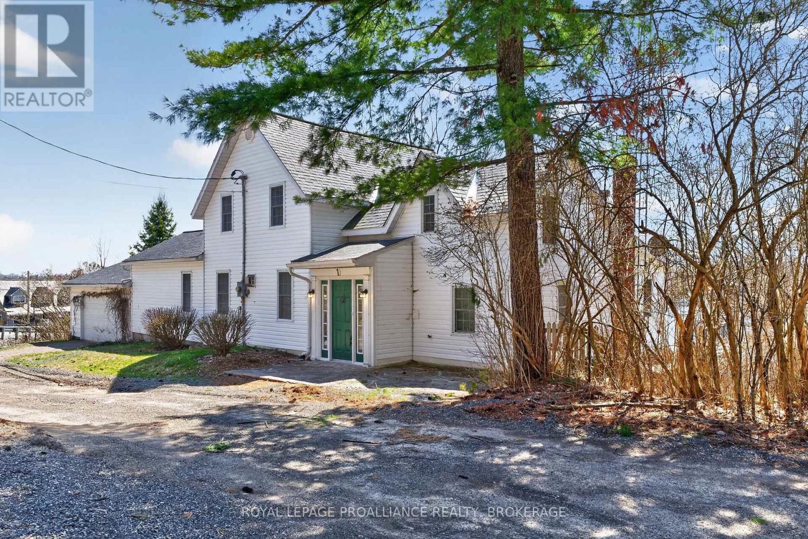 1 POND STREET - 9