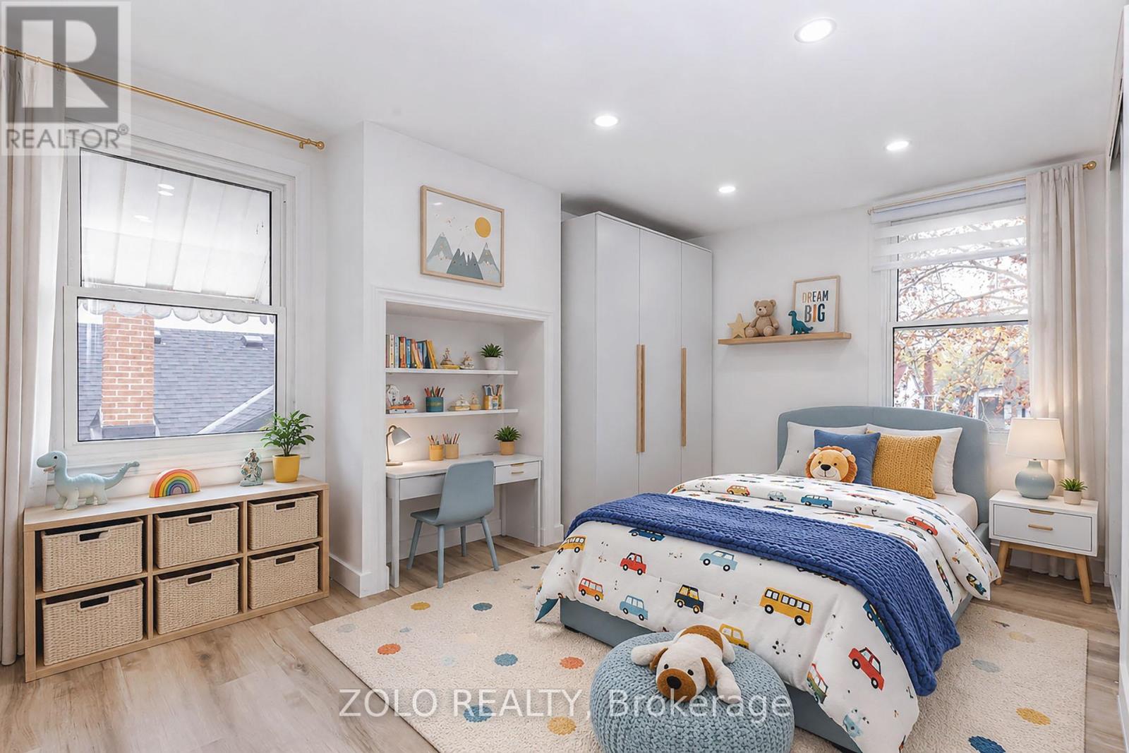 283 IVON AVENUE W - 45