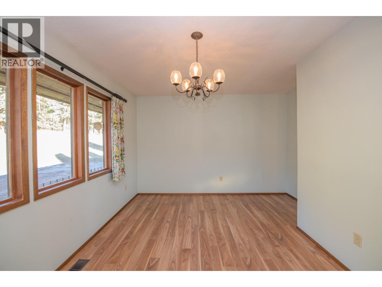 2471 6 Highway - 29