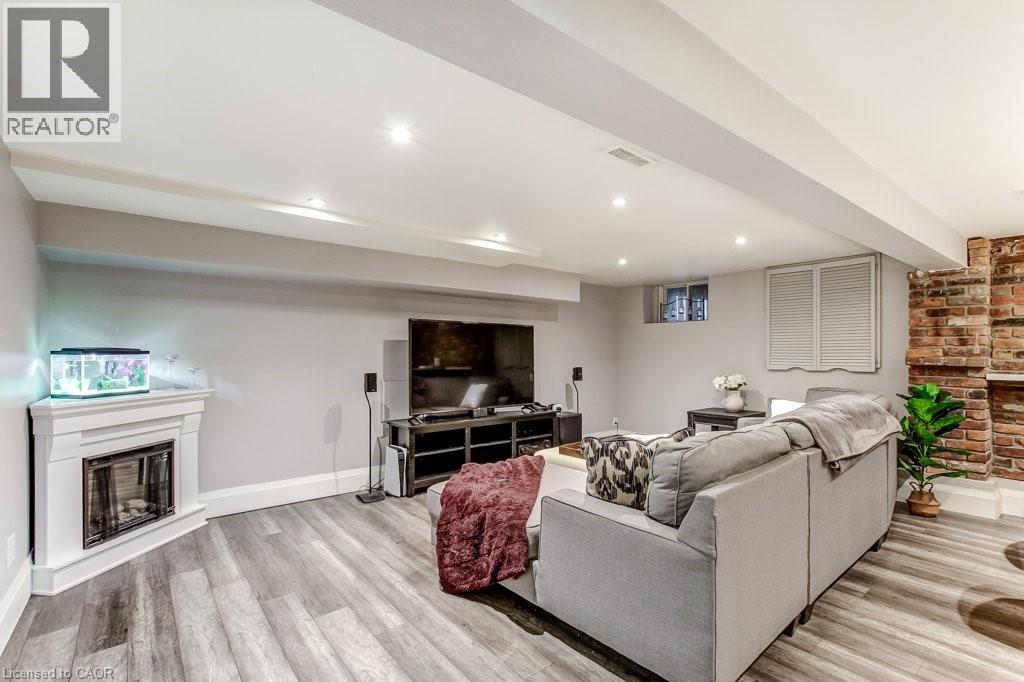 114 SECOND Street N, Stoney Creek, Ontario, L8G1Z4 — Photo 26