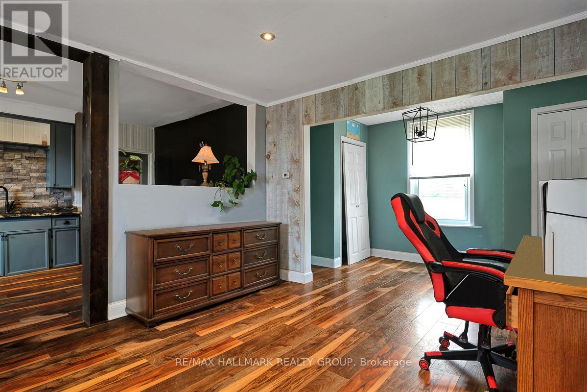 20 BROCK STREET S - 10