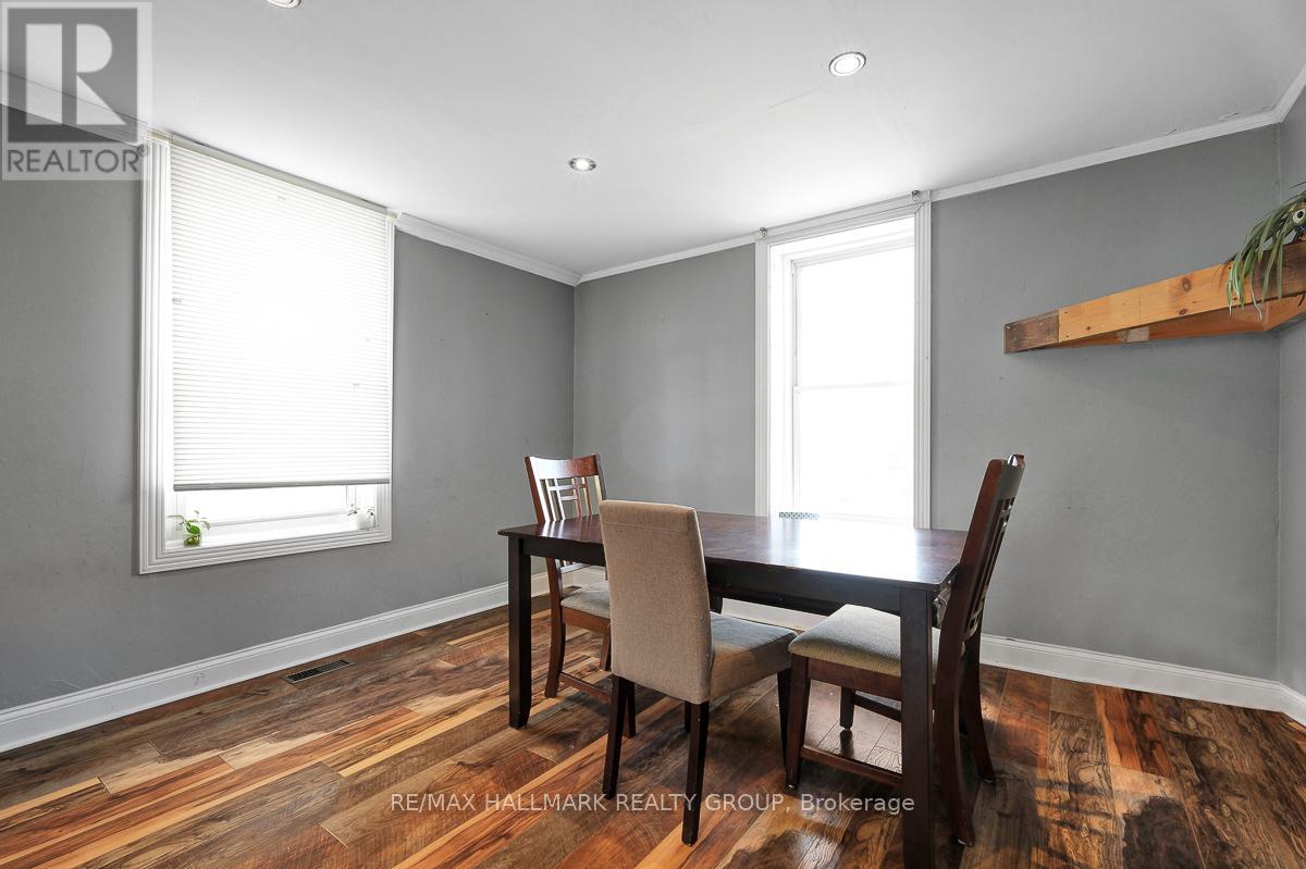 20 BROCK STREET S - 14