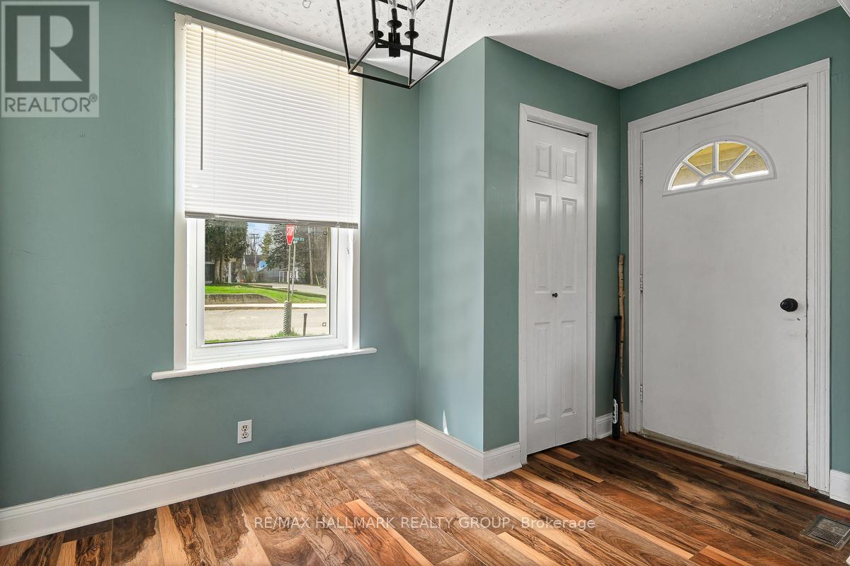 20 BROCK STREET S - 7