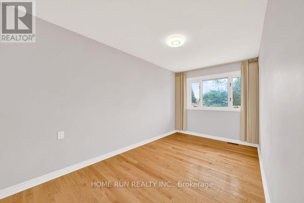 3334 RIVERSIDE DRIVE - 25