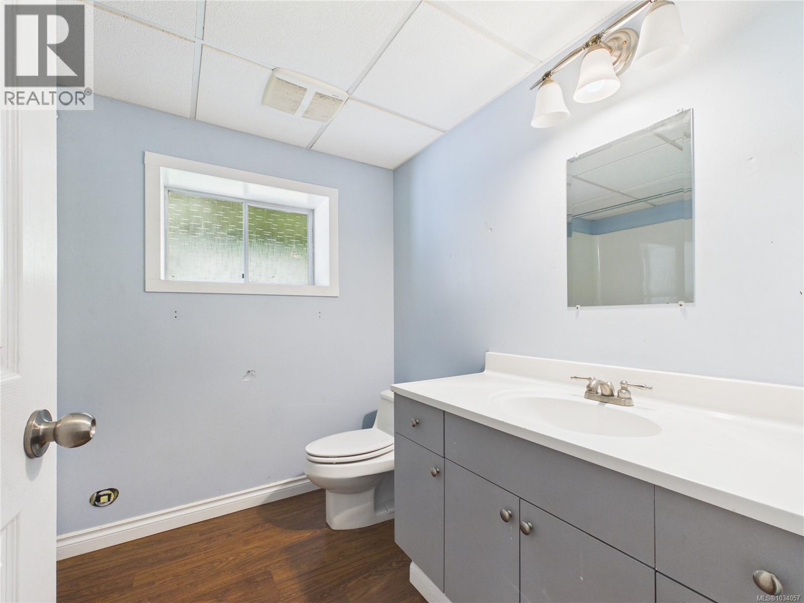 9992 Victoria Rd - 21
