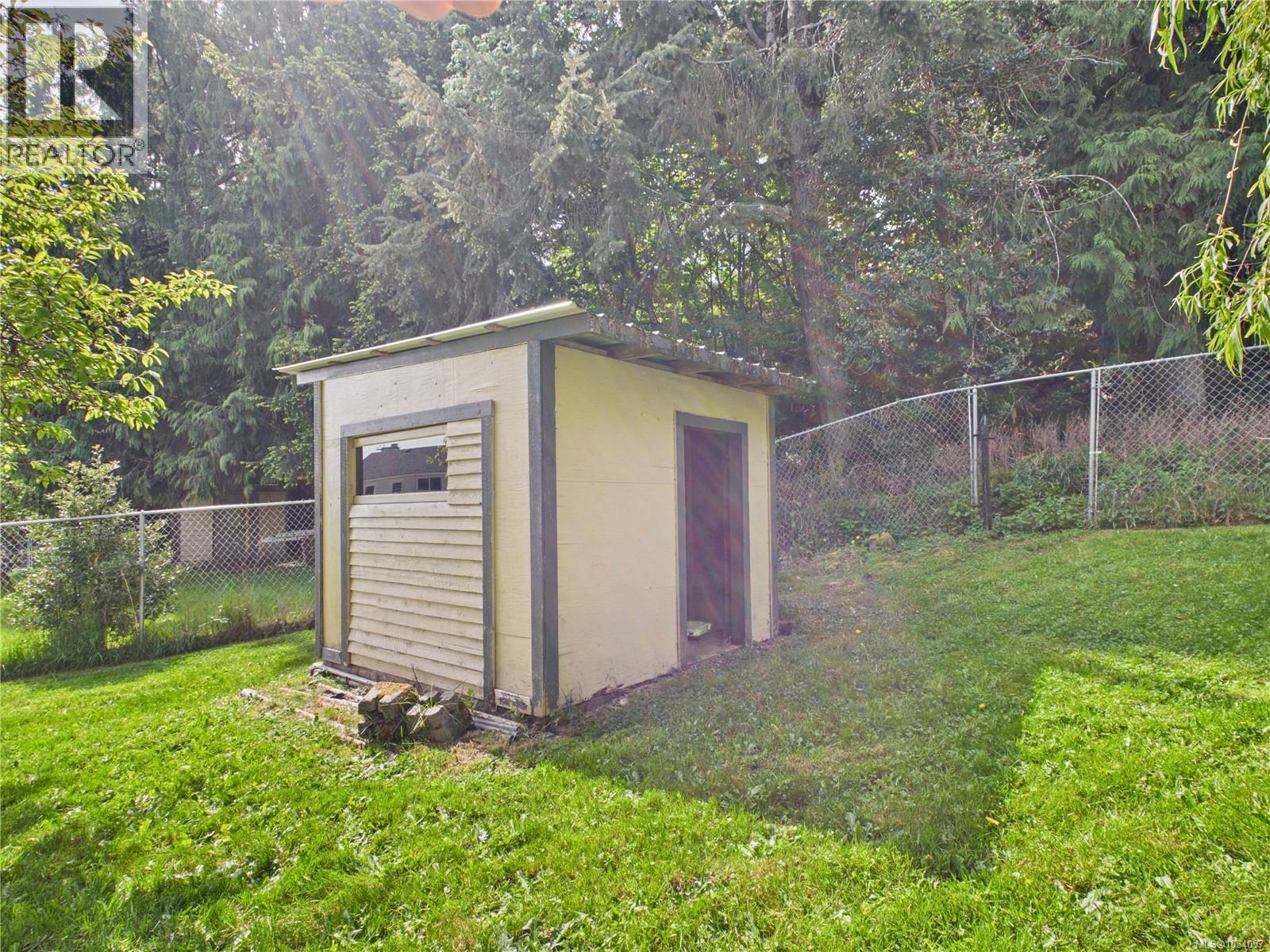 9992 Victoria Rd - 41