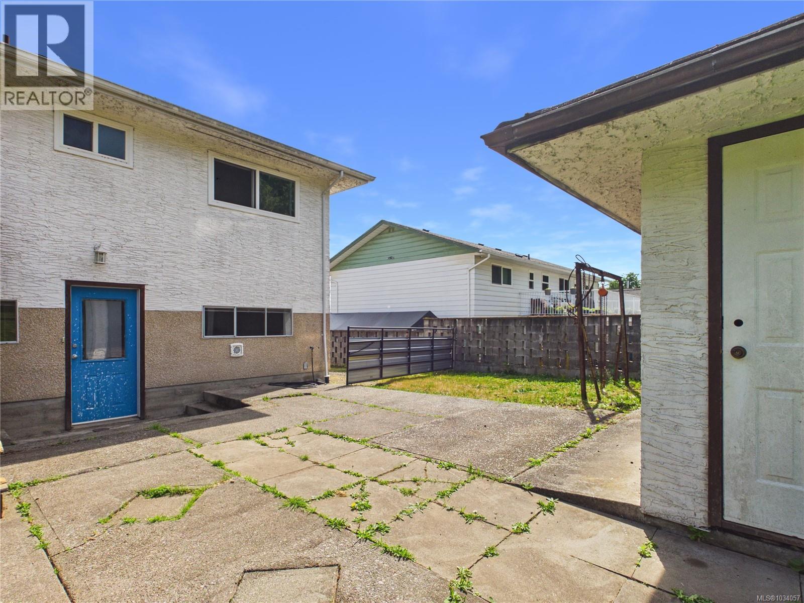 9992 Victoria Rd - 45