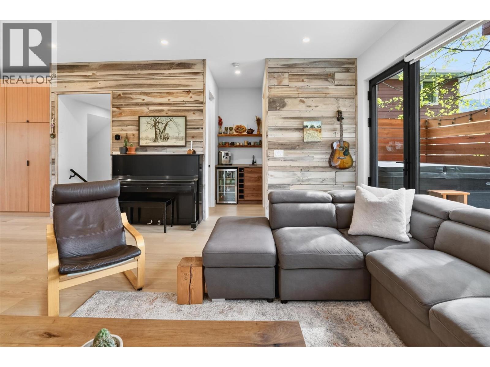 #9 Pine Street Unit# 9 - 26