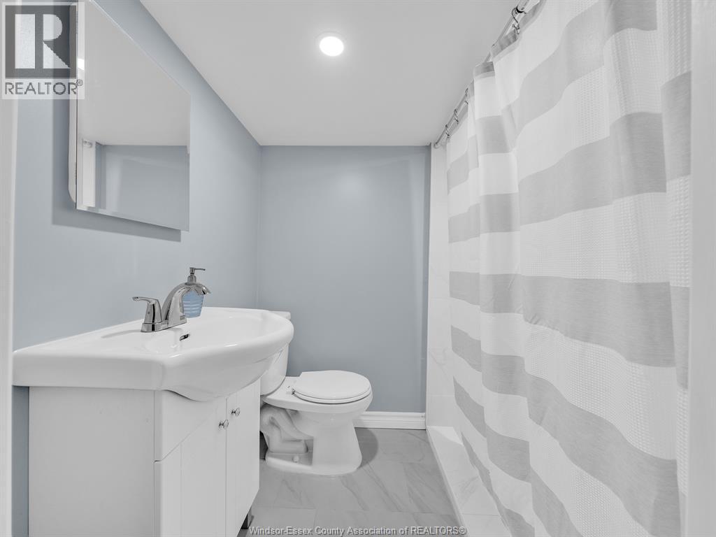 1220 LINCOLN, Windsor, Ontario, N8Y2H8 — Photo 32