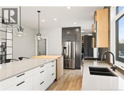 262 Yvonne, photo 6