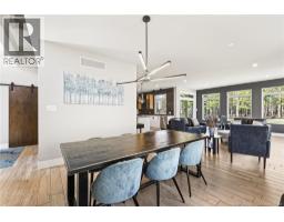 BRIGHT OPEN CONCEPT
