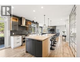 STYLISH FINISHES