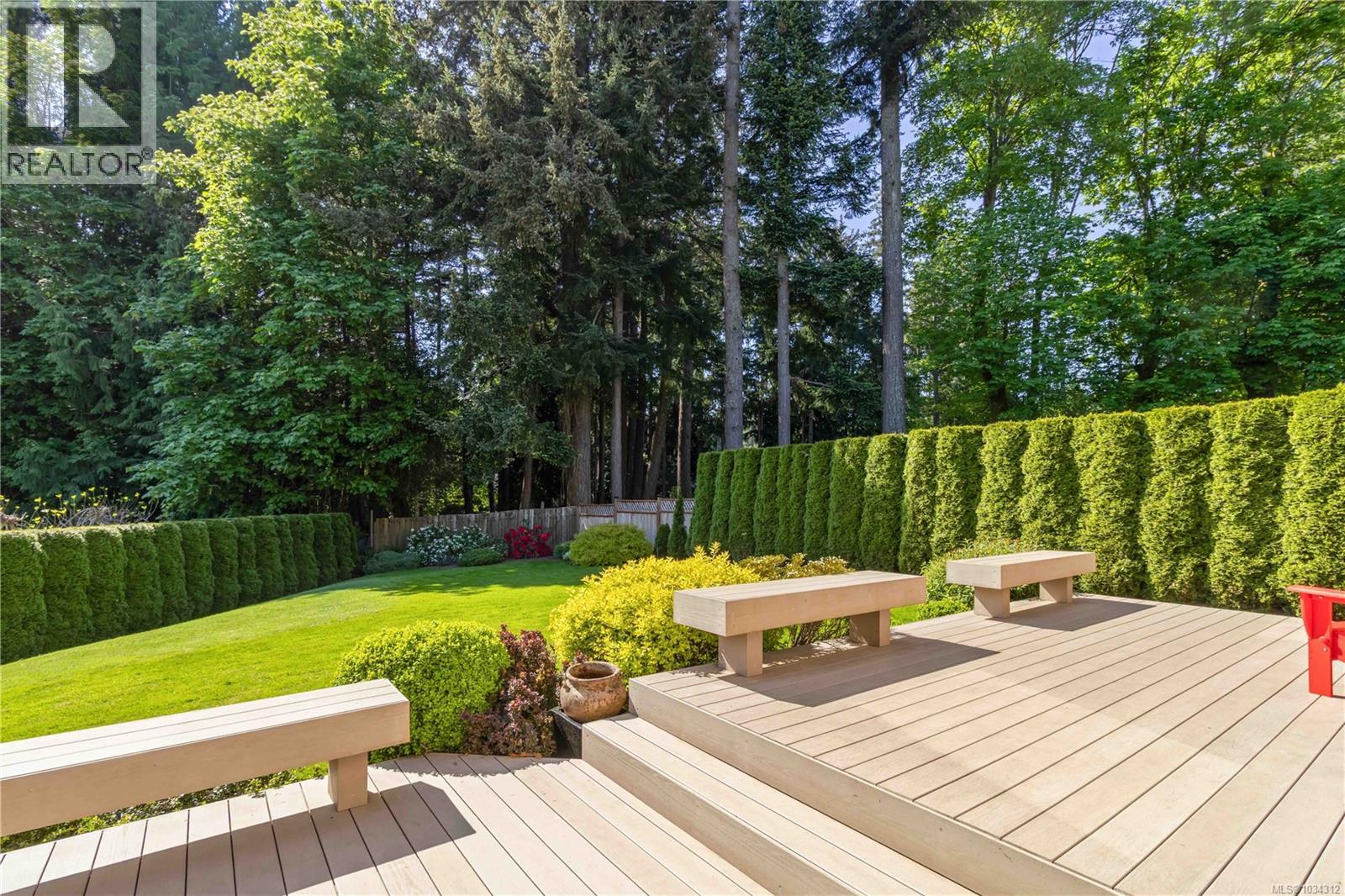  5195 Walema Court, Saanich