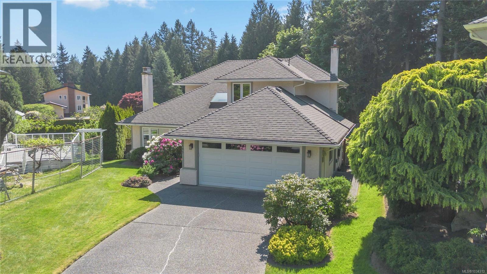  5195 Walema Court, Saanich
