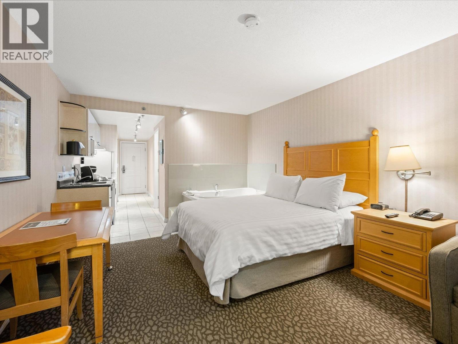 202 4319 MAIN STREET, Whistler