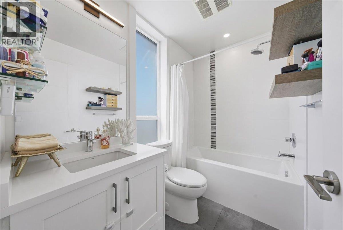 506 22335 MCINTOSH AVENUE, Maple Ridge