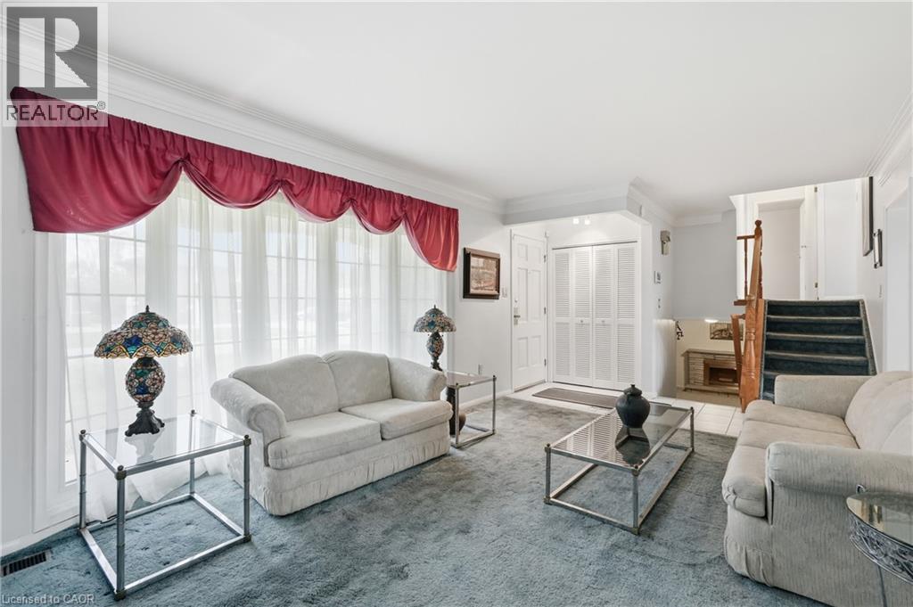 57 GALBRAITH Drive, Stoney Creek, Ontario, L8G2A1 — Photo 4