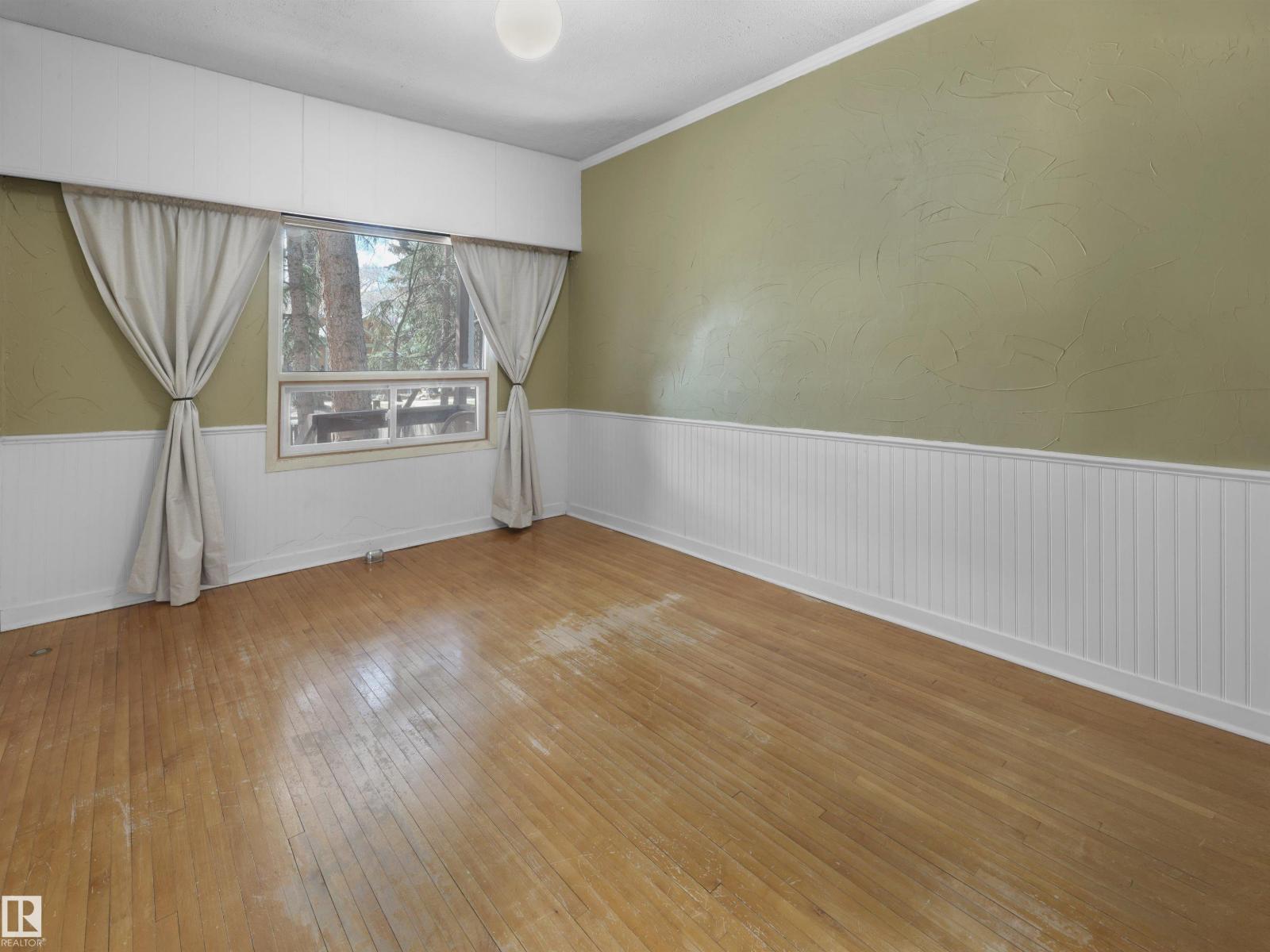 9808 90 AV NW, Edmonton