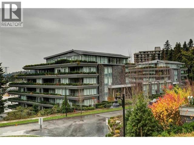 202 866 ARTHUR ERICKSON PLACE