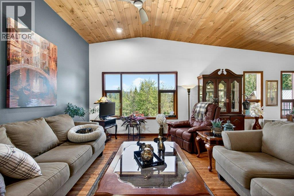 22 Crossman Road - 29