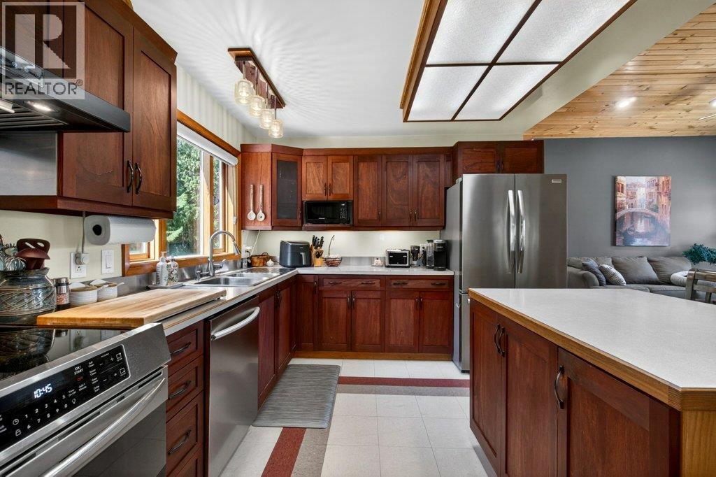 22 Crossman Road - 24