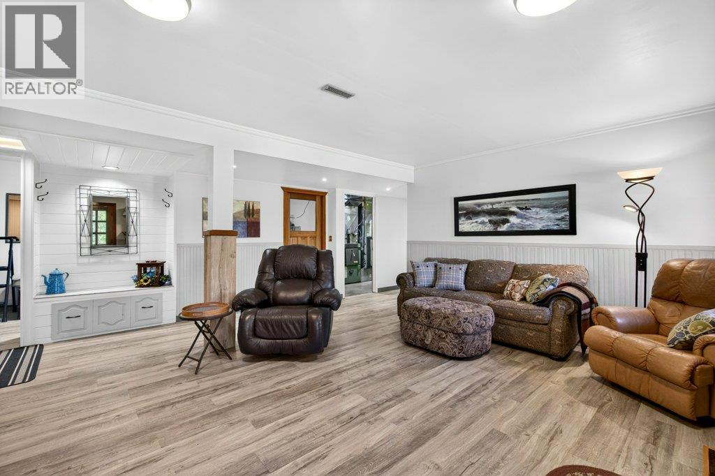 22 Crossman Road - 7