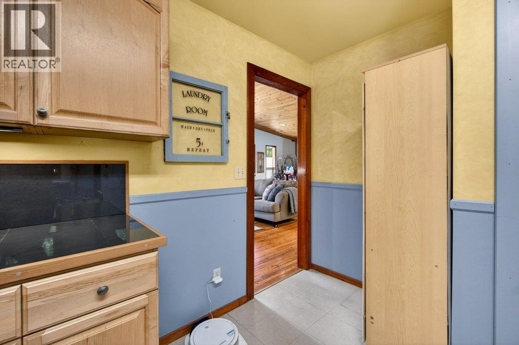 22 Crossman Road - 32
