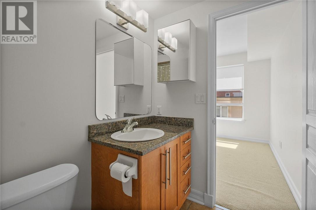 200 Besserer Unit# 512, Ottawa, Ontario, K1N6B1 — Photo 29