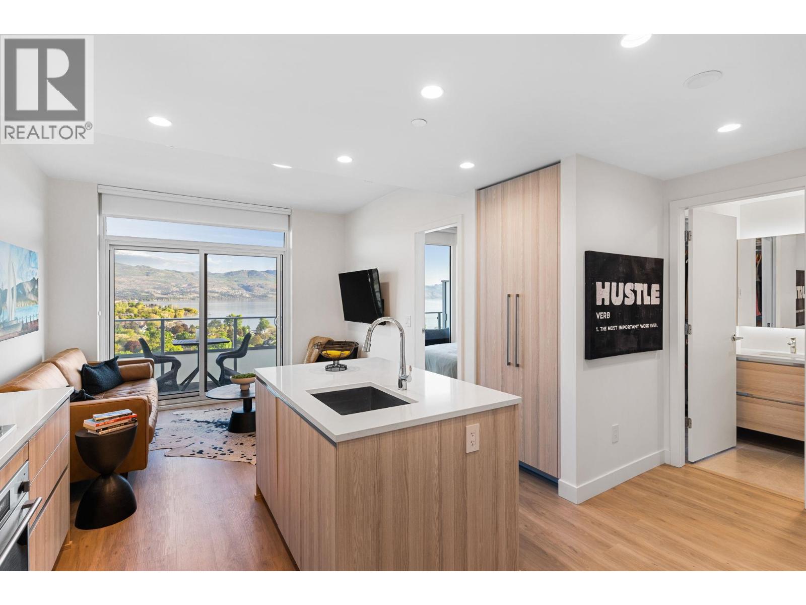 238 Leon Avenue Unit# 1805, Kelowna