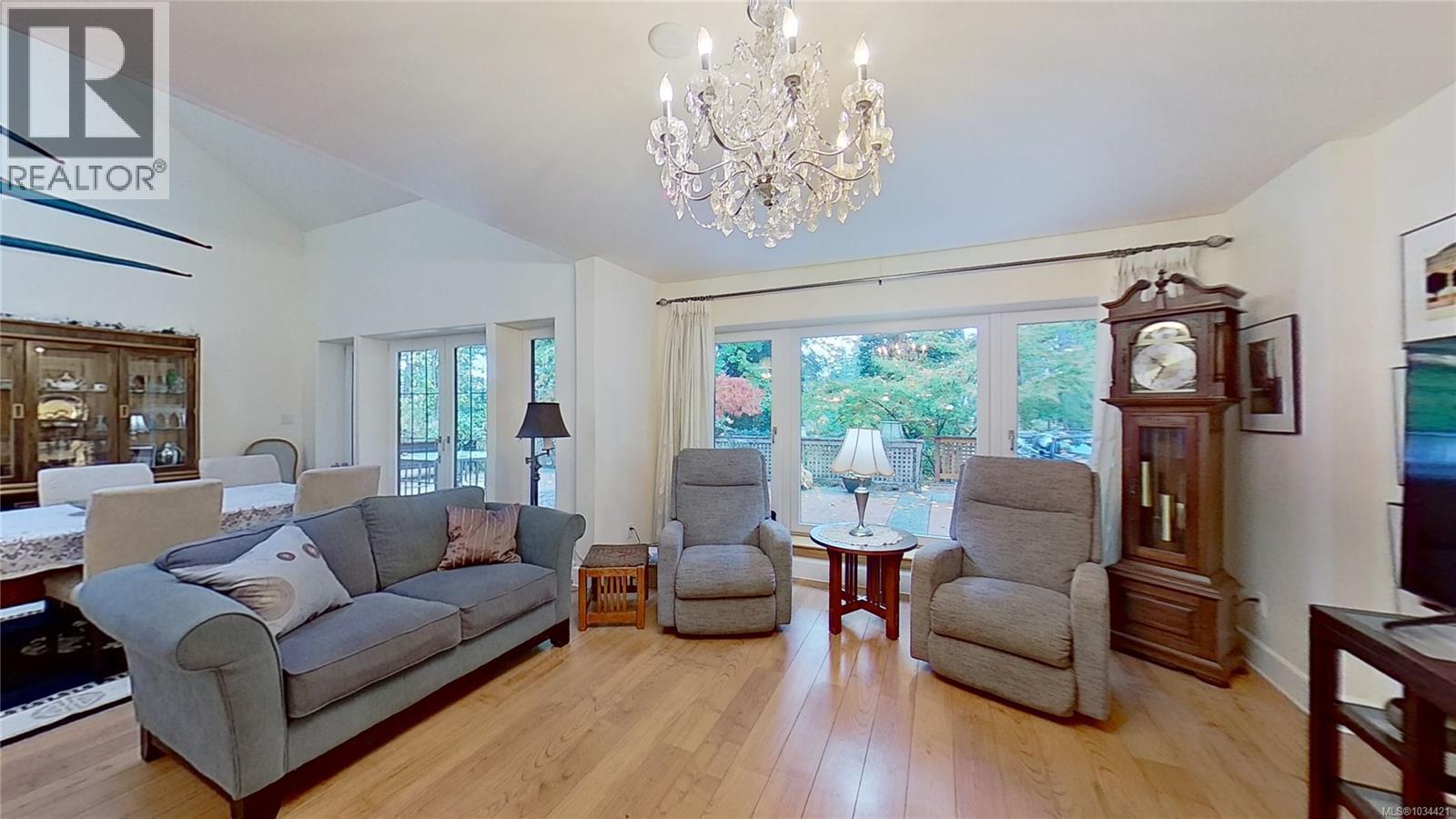 2280 South Rd - 18