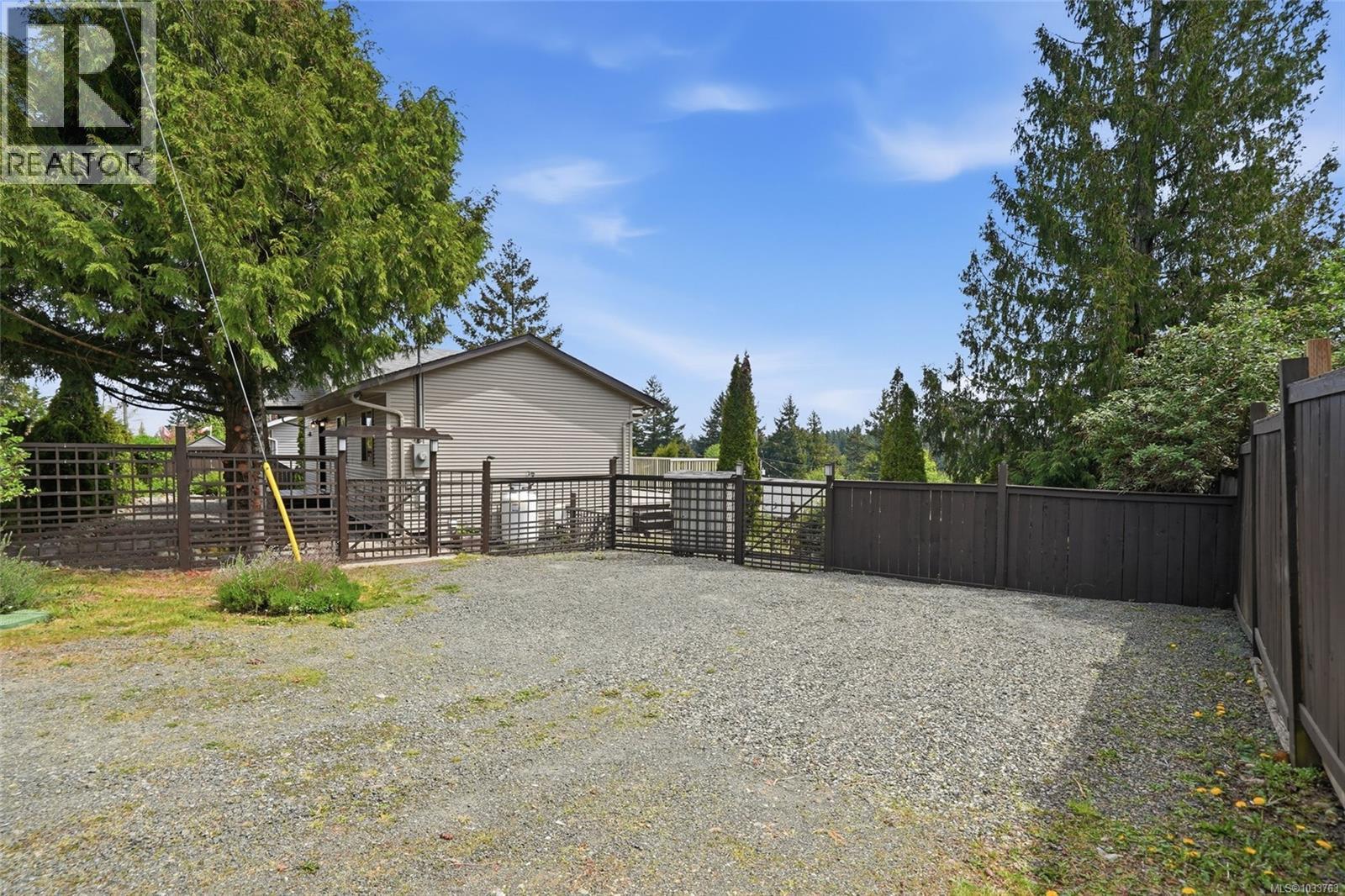 1758 Martini Way - 12