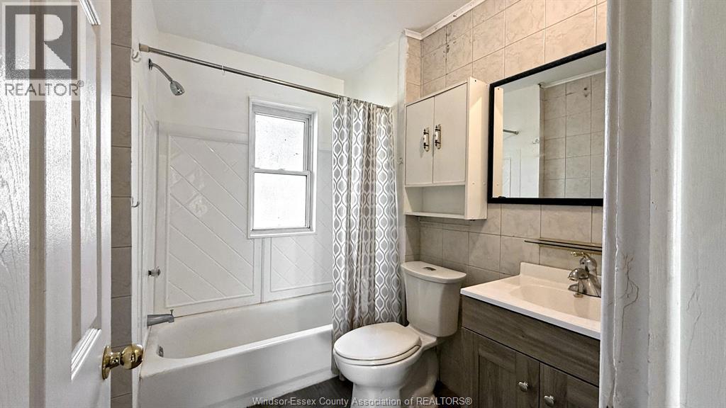 1424 Wyandotte STREET West, Windsor, Ontario, N9B1H4 — Photo 21