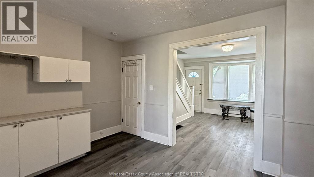 1424 Wyandotte STREET West, Windsor, Ontario, N9B1H4 — Photo 2