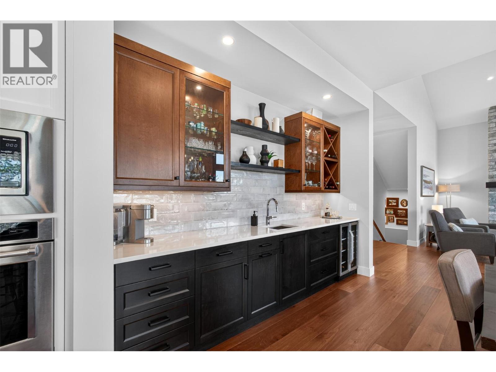 266 Summer Wood Drive, Kelowna