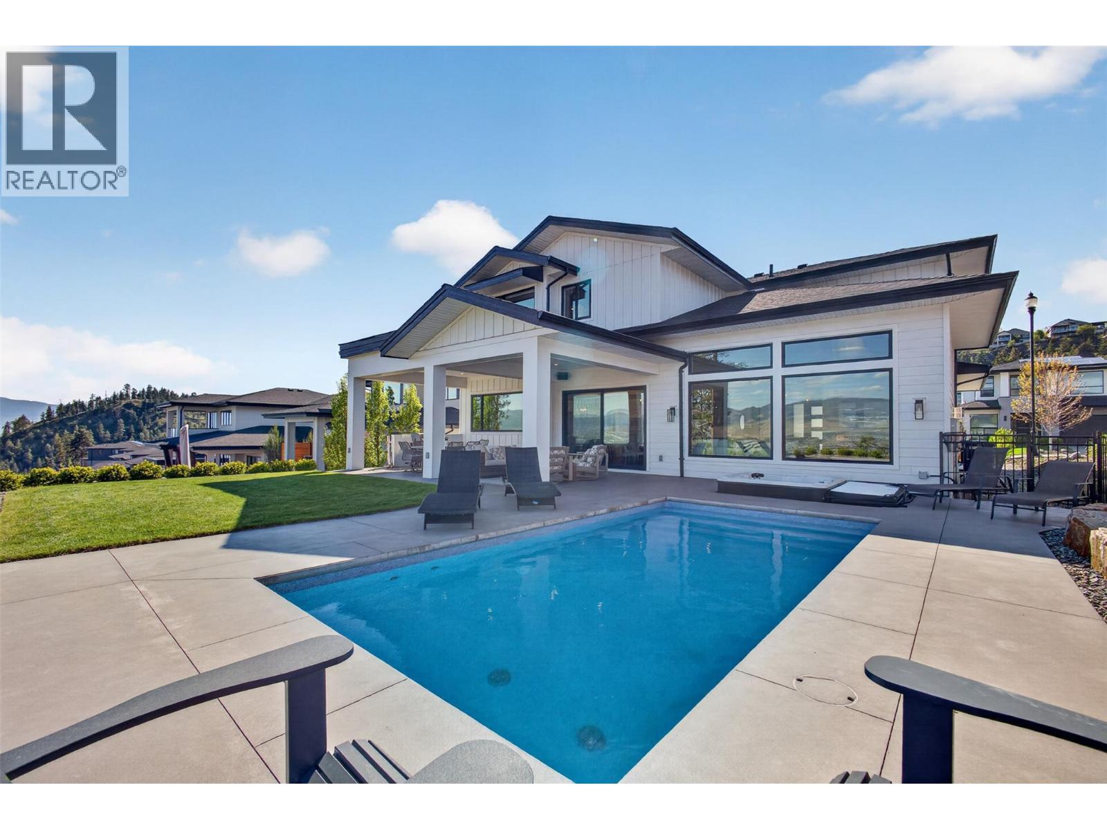 266 Summer Wood Drive, Kelowna