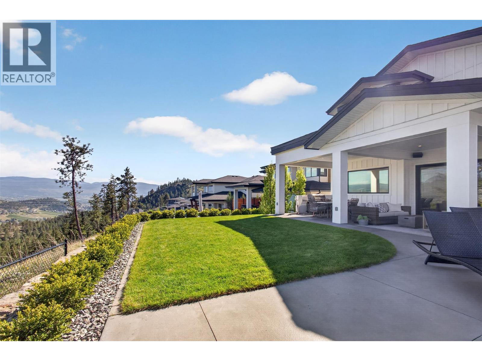 266 Summer Wood Drive, Kelowna