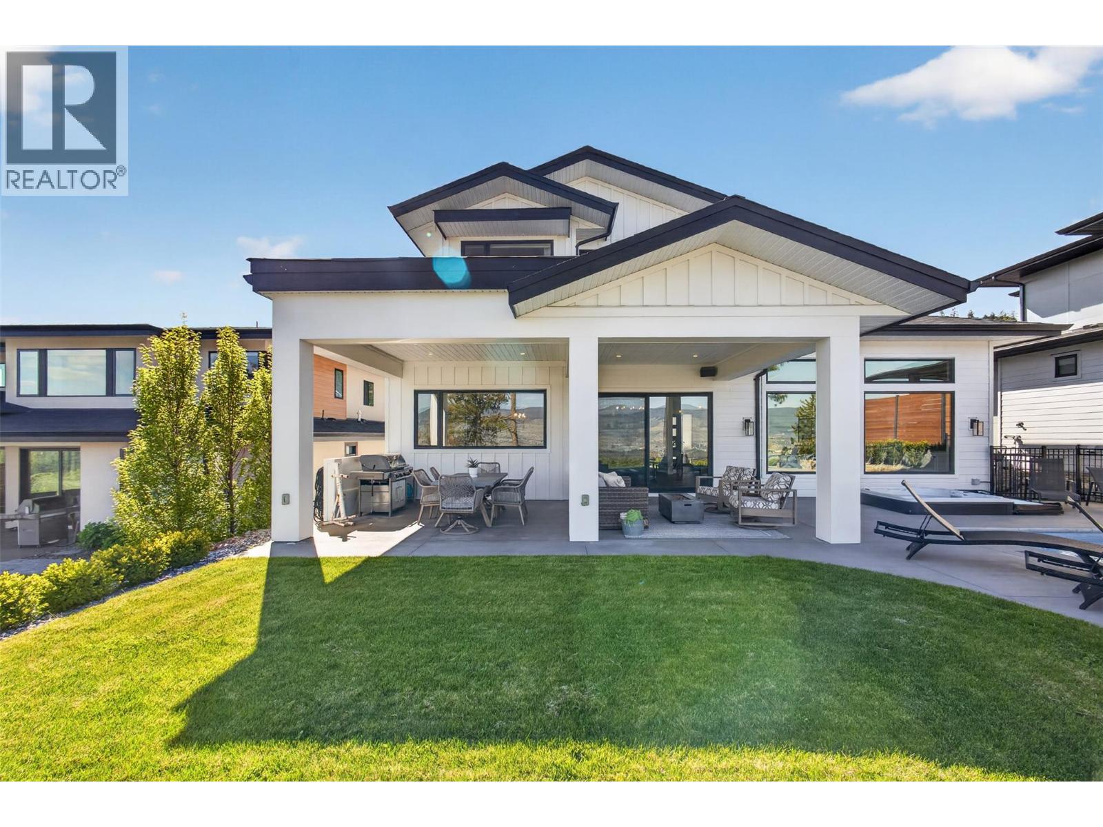 266 Summer Wood Drive, Kelowna