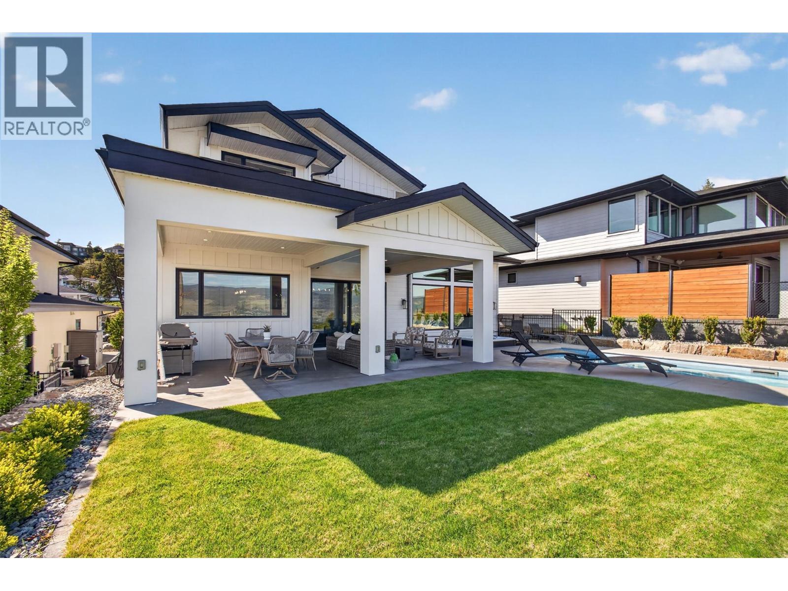 266 Summer Wood Drive, Kelowna