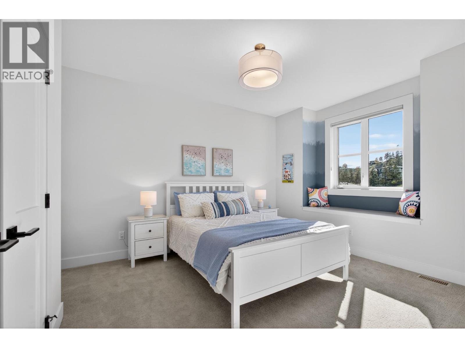 266 Summer Wood Drive, Kelowna