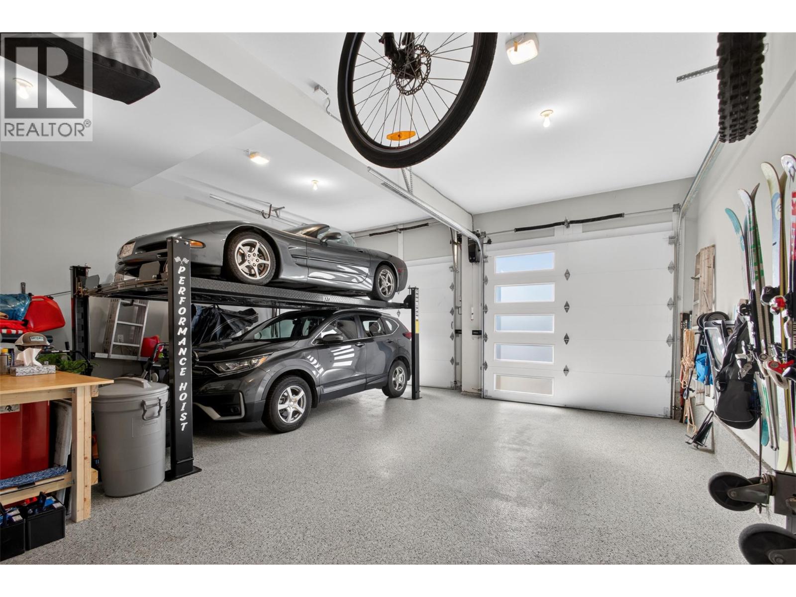 266 Summer Wood Drive, Kelowna