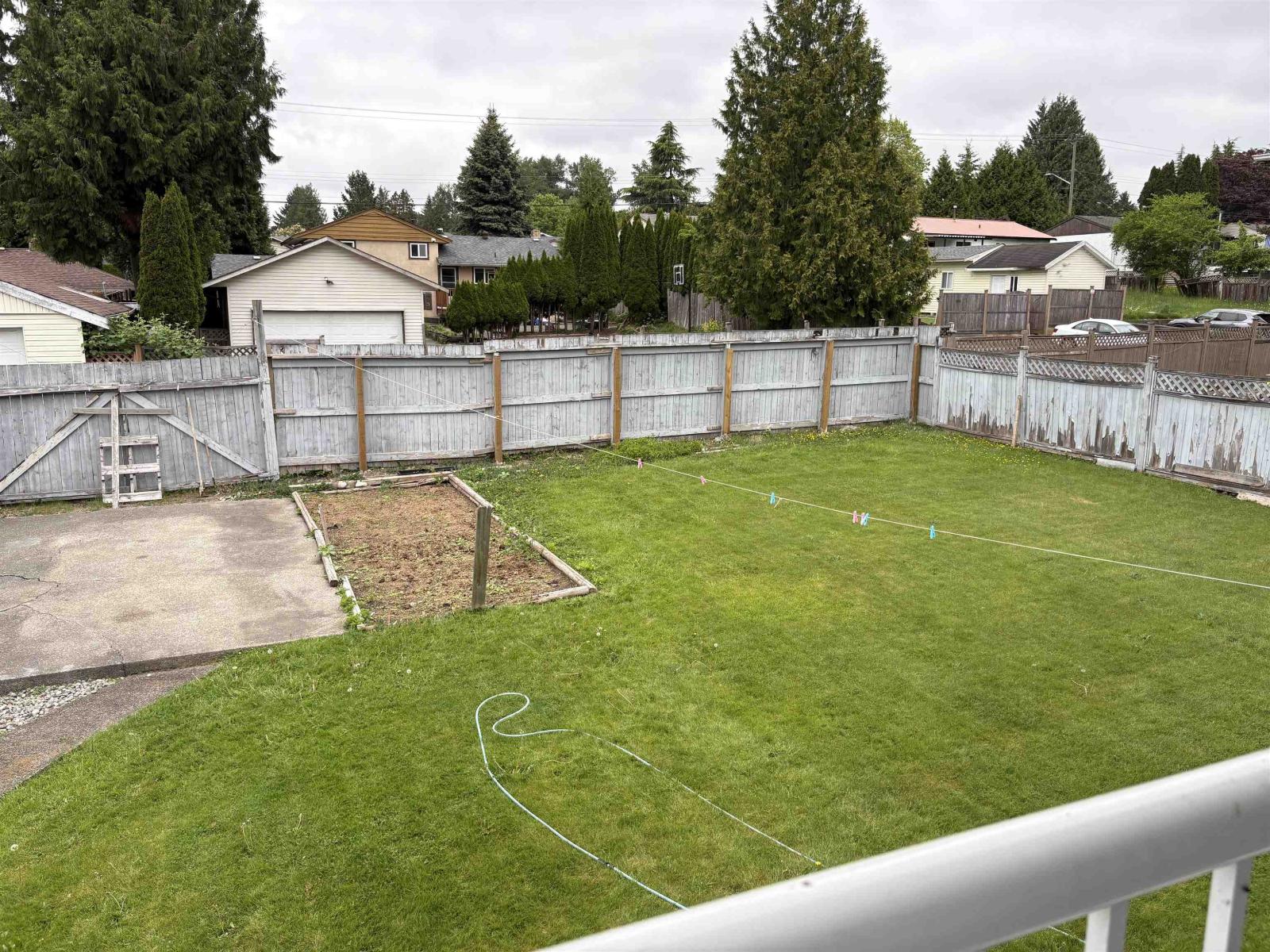 5 Bed, 3 Bath House for Sale in Surrey – 14863 87A AVENUE, Surrey – MLS# R3106038 - Image 19