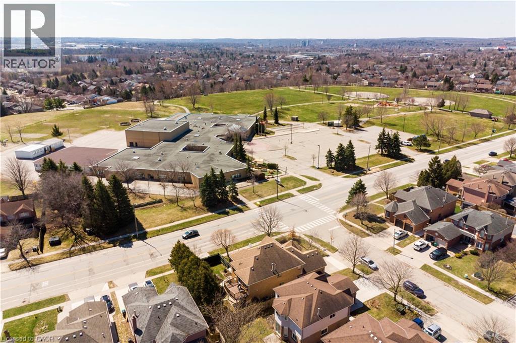 342 SAGINAW Parkway - 43