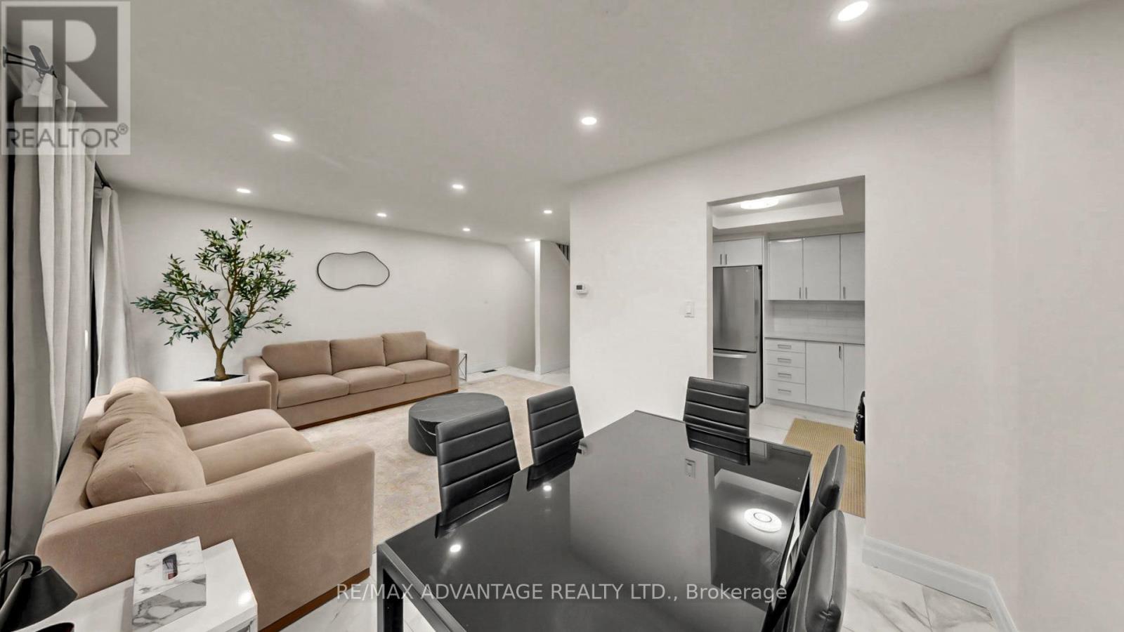 #67 476 WILKINS STREET - 10