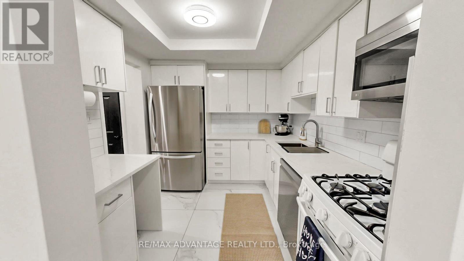 #67 476 WILKINS STREET - 11