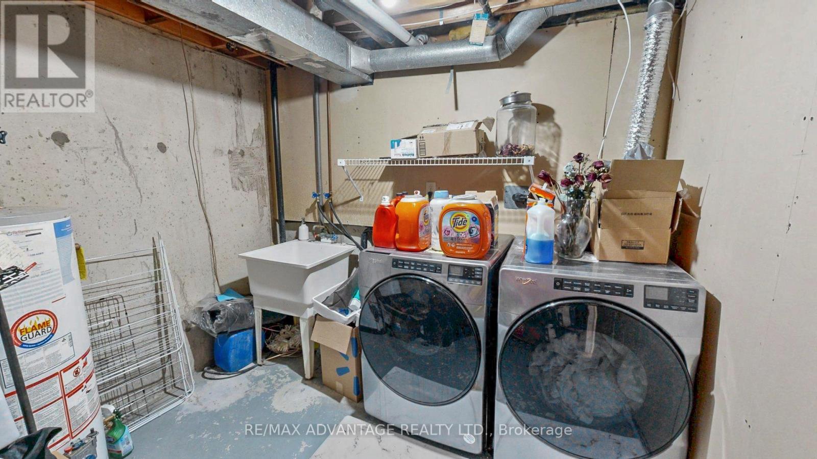 #67 476 WILKINS STREET - 35