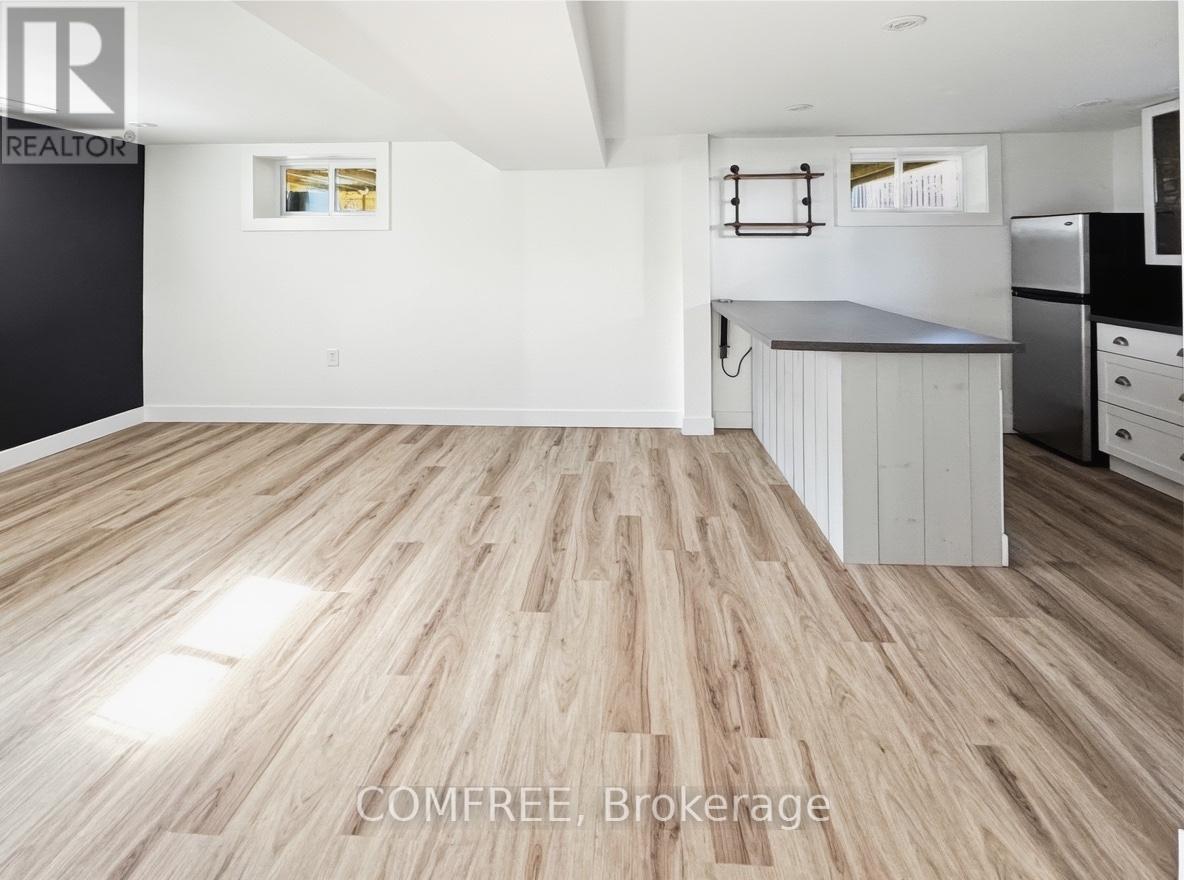 70 GUNN STREET - 13